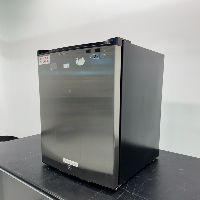 Sunpentown Undercounter Freezer image 1